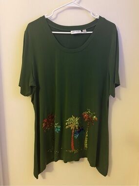 Women’s Green Scoop Neck Sequin Palm Tee